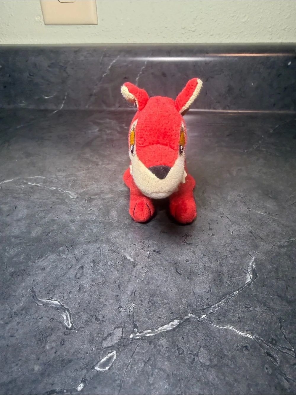 McDonalds Neopets Red Lupe Plush Figure 2004 Star Tag 4
